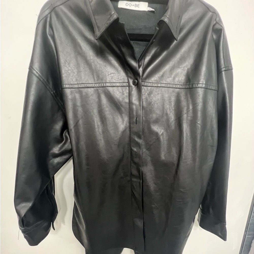 DO+BE Black Leather Look Top